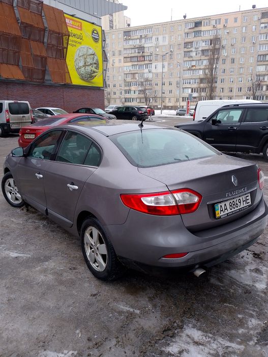 Оренда Renault Fluence