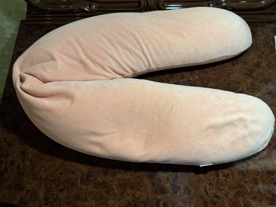 Подушка для годування