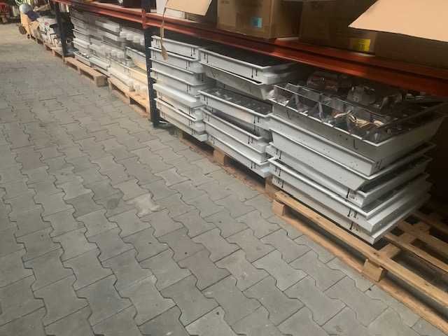 Lampy podtynkowe przemysłowe rastrowe, używana, sprawna 60/60 - 40 szt