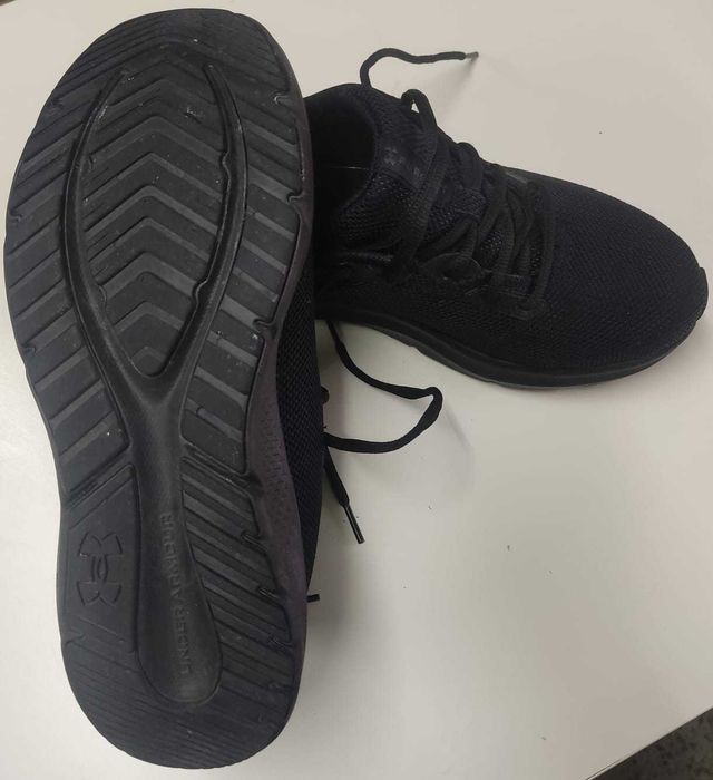 Sapatilhas Under Armour - Charged Pursuit 4