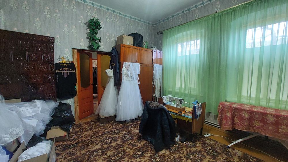 Продам 2-кімнатну квартиру. Вул.Покровська,28