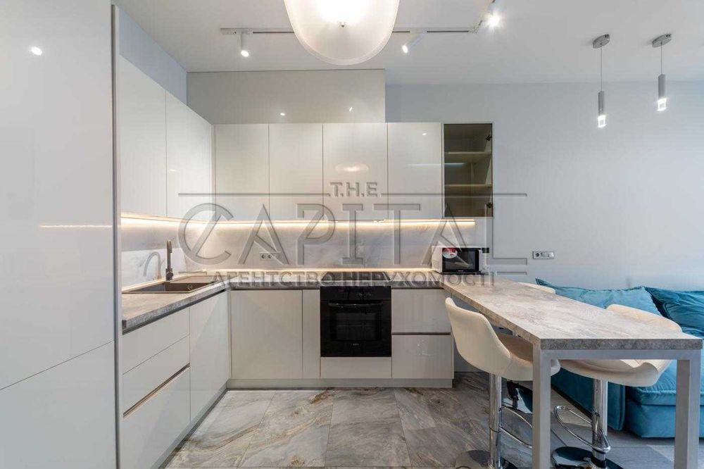 Оренда / Квартира / Барбюса Анрі, Печерськ, Київ ЖК "Кардинал".