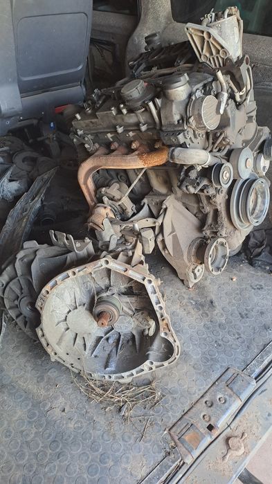 Мотор від Mersedes Vito 638 2.2 разборка