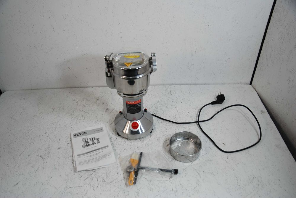 Młynek do zbóż , przypraw ,kawy