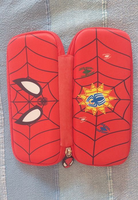 Estojo Homem Aranha (Spiderman) resistente