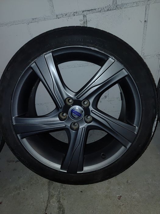 Koła VOLVO / FORD R 18 5x108