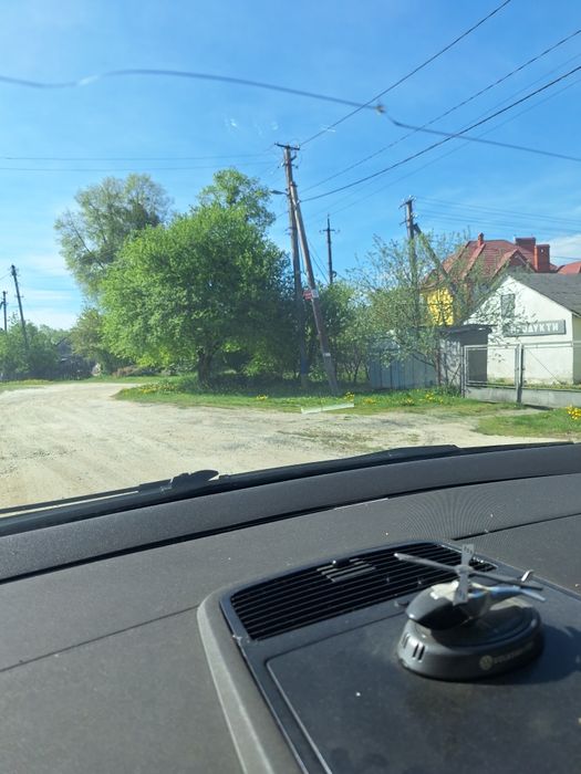 Земельна ділянка.