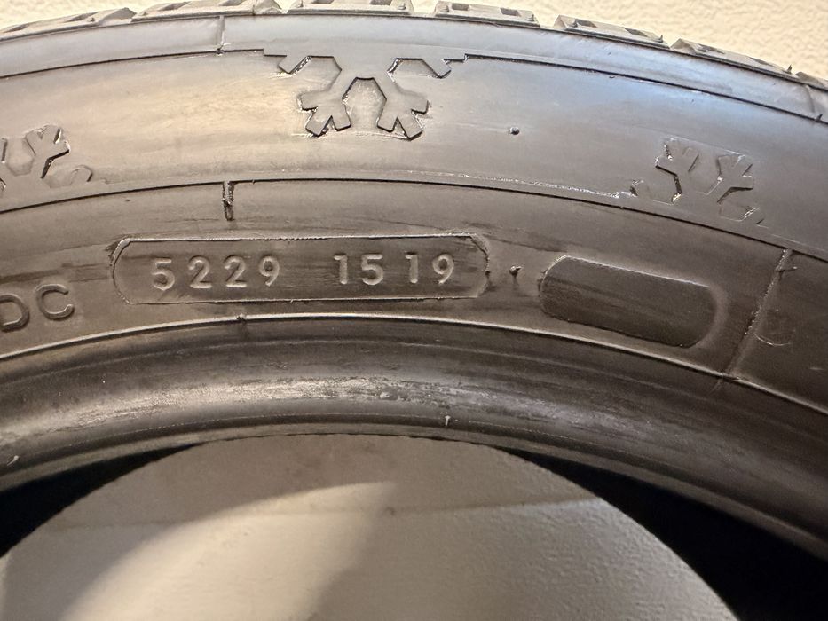 Opony zimowe Star Performer 215/55/18 99V