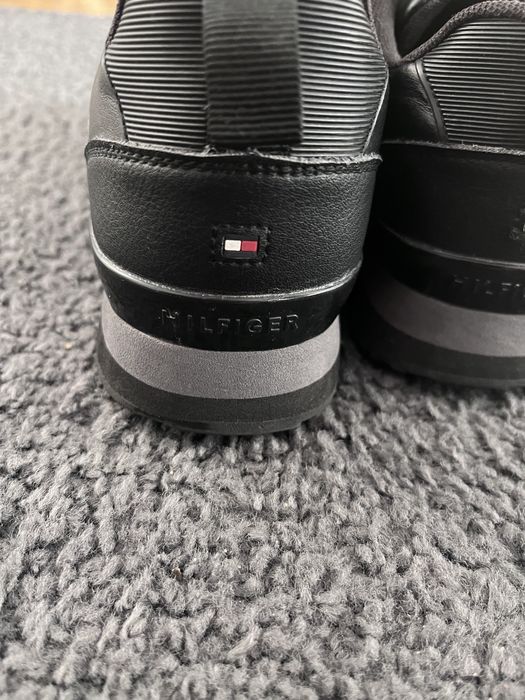 Buty Tommy Hilfiger 39