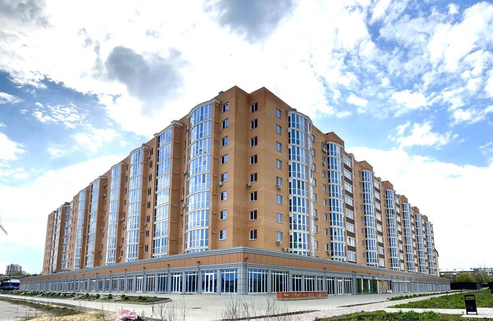 Продам квартиру жк Лазурний Центральний ринок новобудова