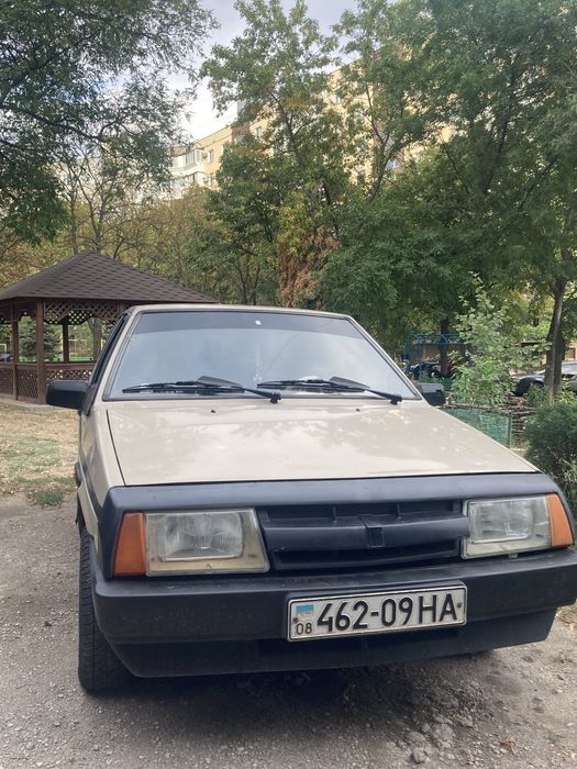 Автомобиль ВАЗ2108