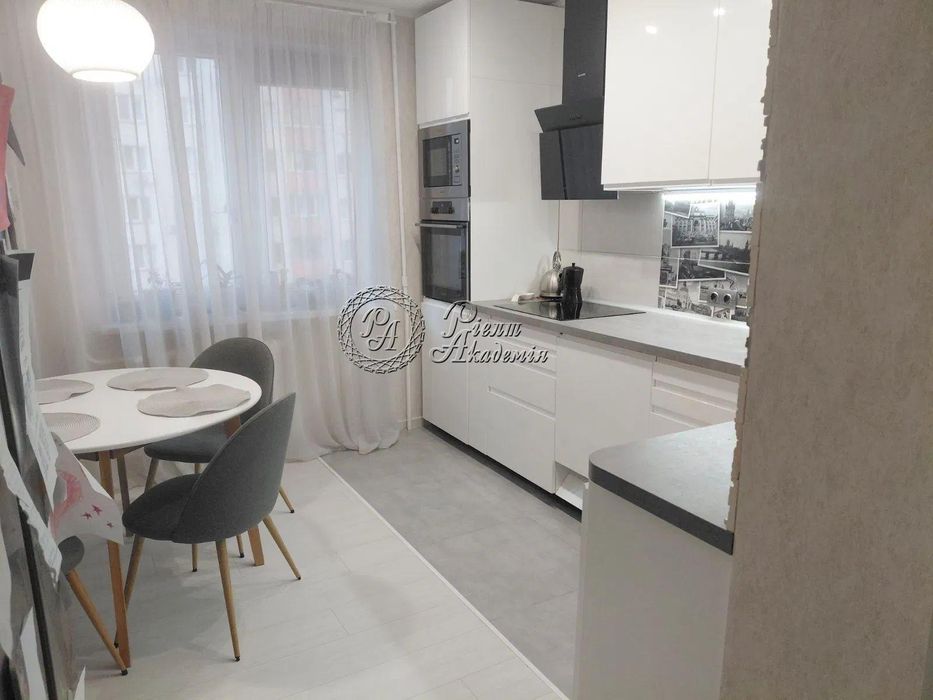 Продам квартиру Київ, Феодосійський пров.