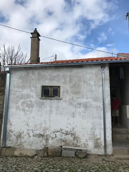 Moradia para venda germinada casa de aldeia