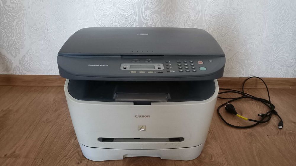 Canon MF3228 Багатофункціональний лазерний пристрій (МФУ)