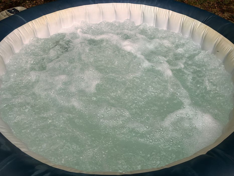 Jacuzzi ogrodowe / Dmuchane / Lay-z-spa