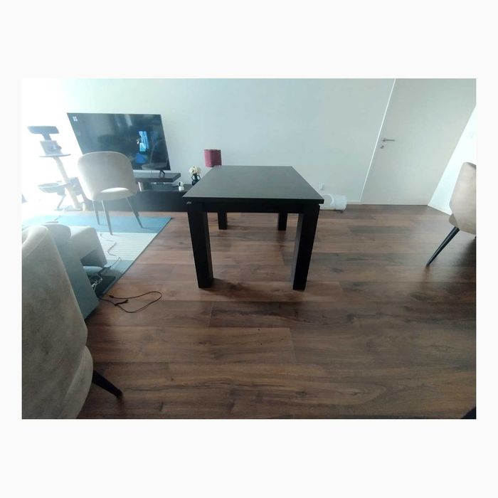 Aparador/bar preto brilhante com arrumação + mesa de jantar Dark Wengué — conjunto elegante para sala