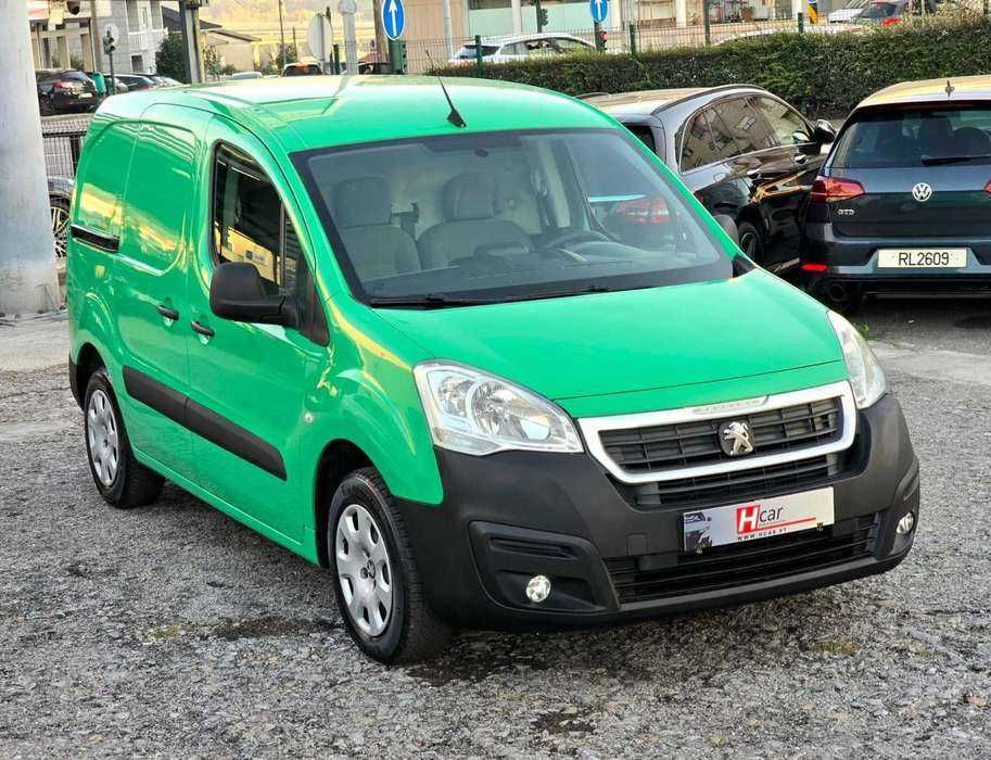 PEUGEOT PARTNER L1 1.6HDI 90CV 3 LUGARES "IVA DEDUTÍVEL"