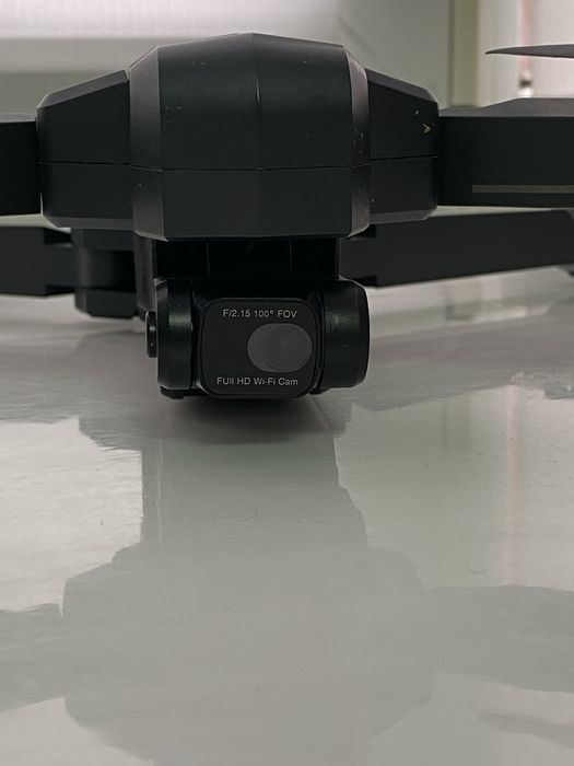 Дрон в кейсі F11s 4K PRO