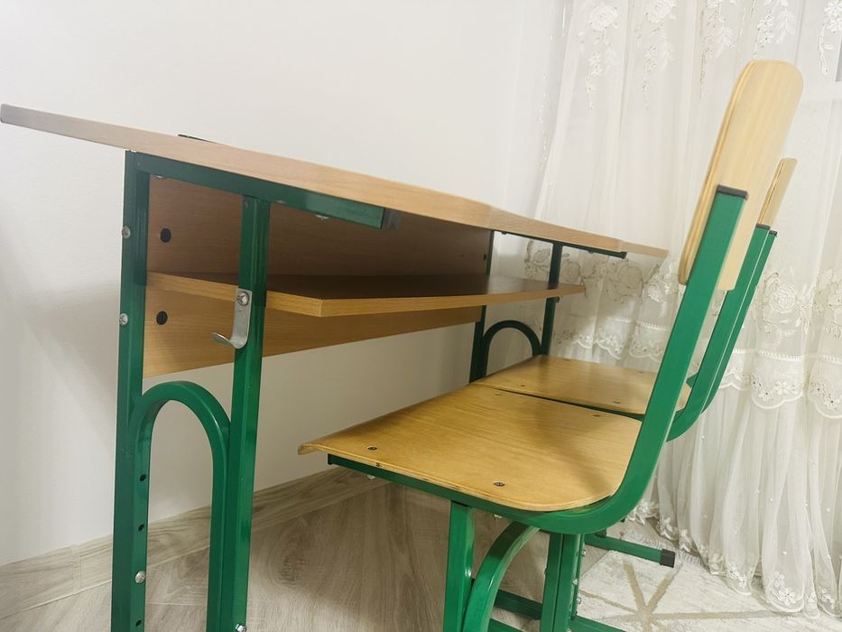 Дитяча парта для двох