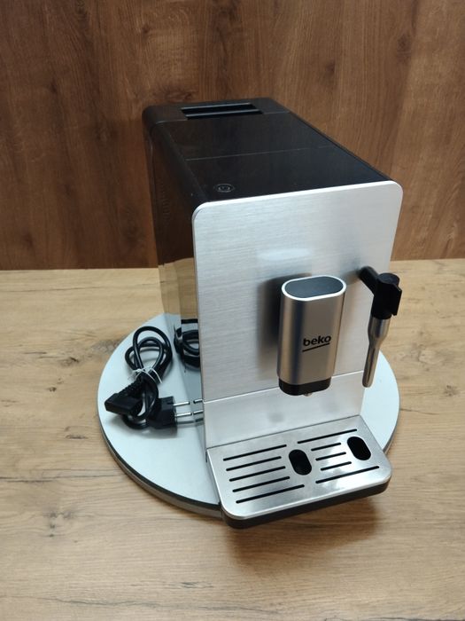 Ekspres Beko CEG 5311X stan dobry, sprawny po serwisie