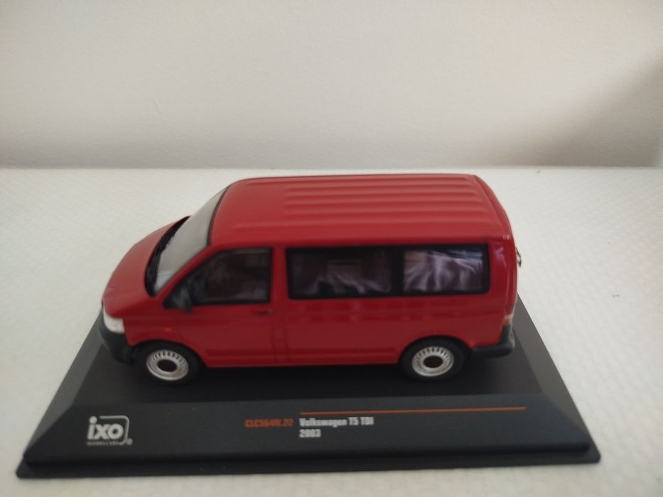 Miniatura Volkswagen T5 TDI 1/43 Nova