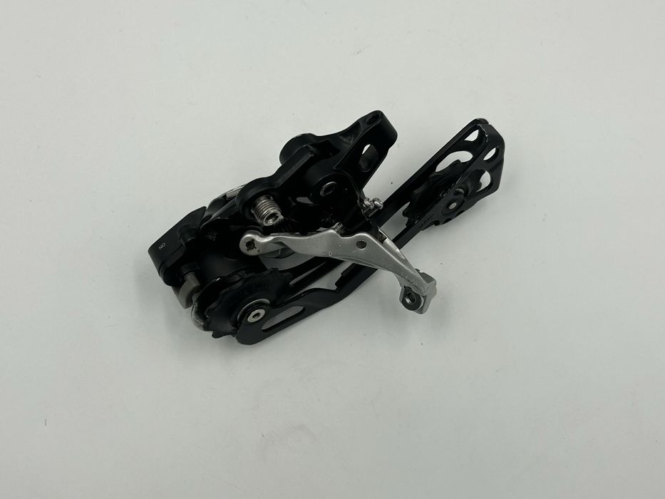 Przerzutka shimano deore xt rd-m786