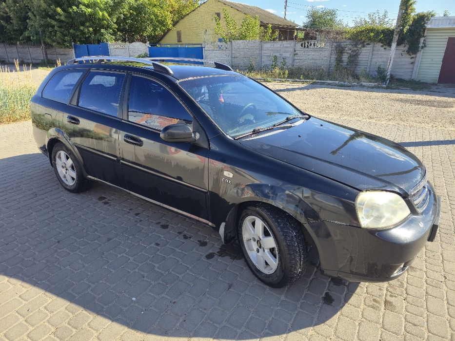 Продам Chevrolet lacetti 1.8.Читайте опис Без торга
