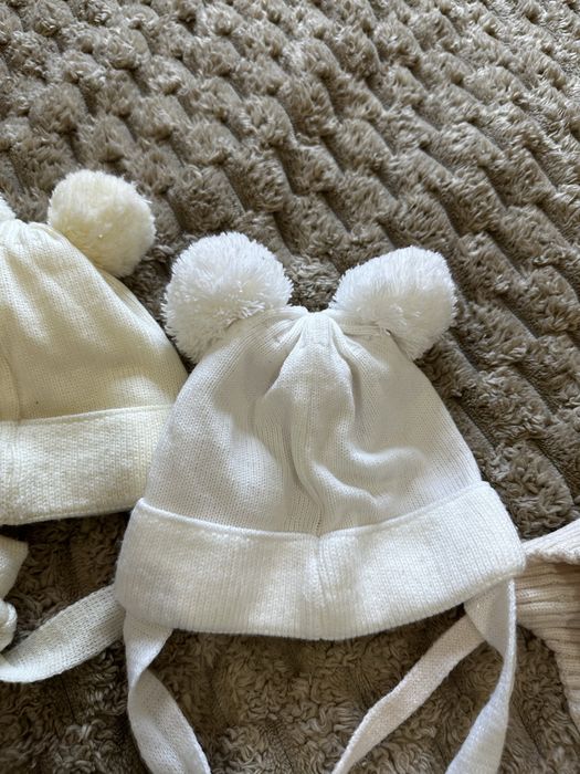 Детские шапки на 3-9 місяців