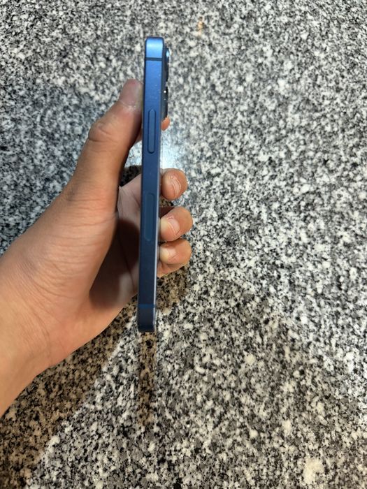 Iphone 13 mini      .