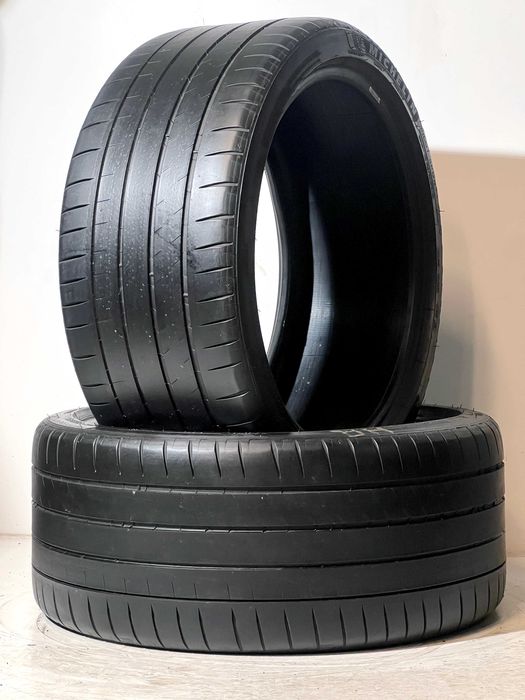 Pneus Michelin Pilot Sport 4S - 255/35/19 - Excelentes