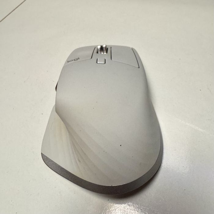 Logitech MX Master 3S (Com marcas de uso)509139136483184642