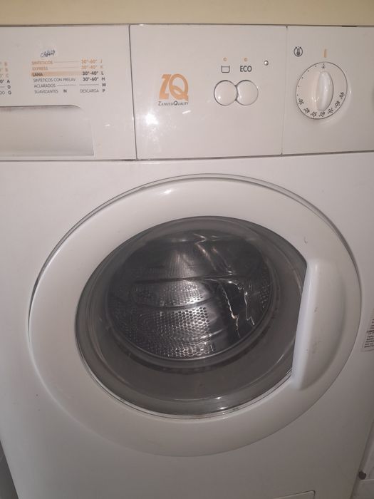 Maquina roupa Zanussi 150€