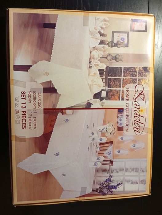 Скатертина +12 серветок Kardelen