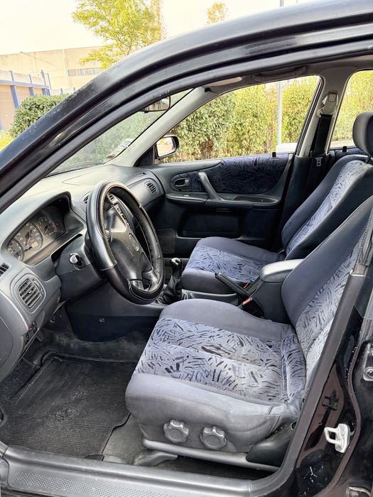 Mazda 323F 1.5gasolina / Pronto circular - impecavel