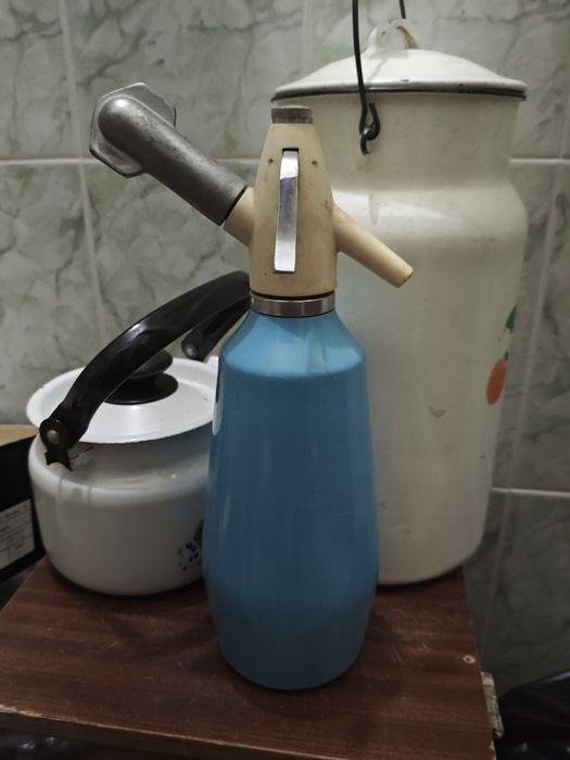 Сифон для газування води