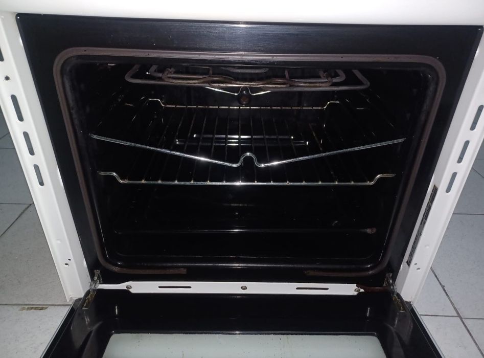 Forno eléctrico bauknecht