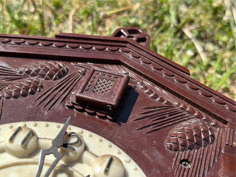 Zegar ścienny Majak z kukułką CCCP antyk mechanizm wagowy do renowacji