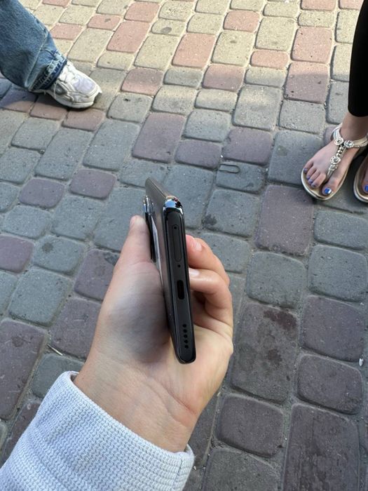Продам Redmi Note 14 Pro+