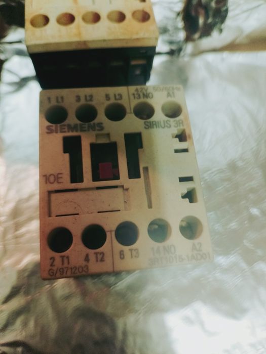 Styczniki Siemens Sirius 10E 40E 22E 31E każdy rodzaj po 3 sztuki