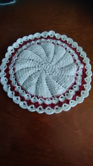 Pano de crochê bonito