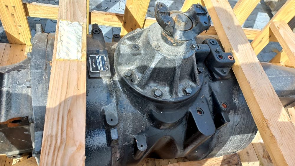 tylna oś mechanizm różnicowy 86985669r case steiger 435 380 stx 440 530