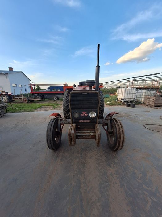 Massey Ferguson 255