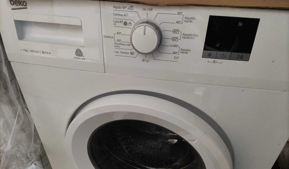 Máquina de lavar roupa Beko
