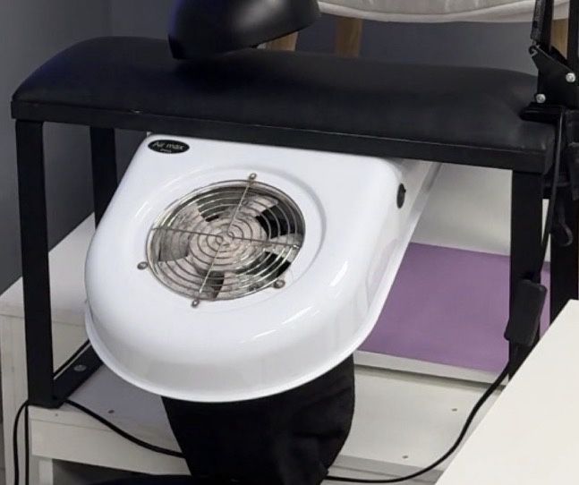 Витяжка для педикюру