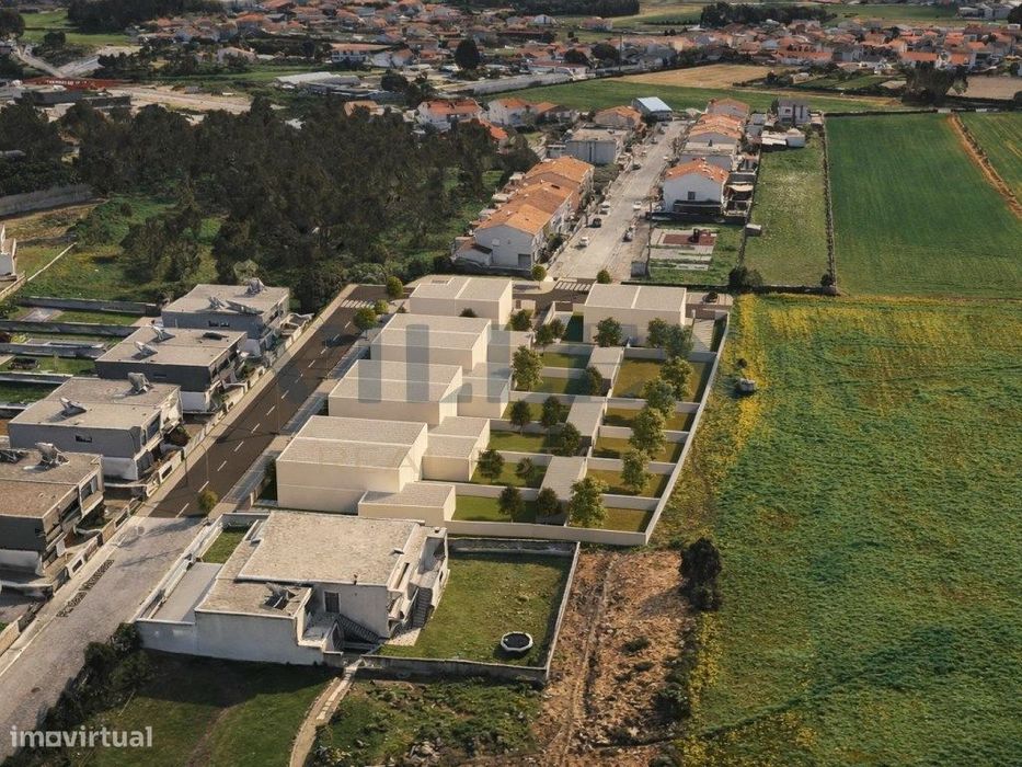 Lote de Terreno na Póvoa de Varzim — Aguçadoura E Navais, Porto