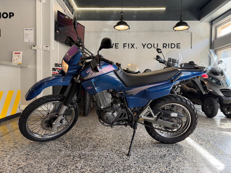 Yamaha XT 600 E Recentemente revisionada Moto de Cliente
