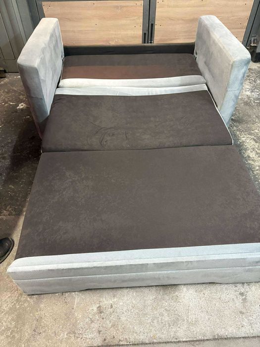 Sprzedam łóżko widoczne na zdjęciu