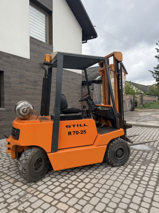 Навантажувач, погрузчик, кара STILL R 70-25 газ (не Toyota, Linde, Clark)