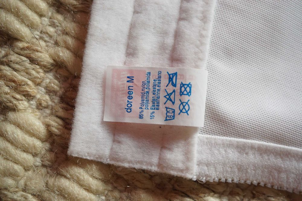 Półgorset stanik modelujacy Triumph Doreen roz. 85B