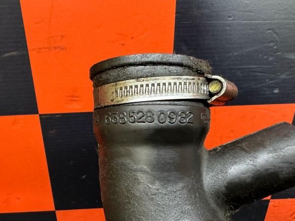 Tubo do ar MERCEDES-BENZ Vito (638)